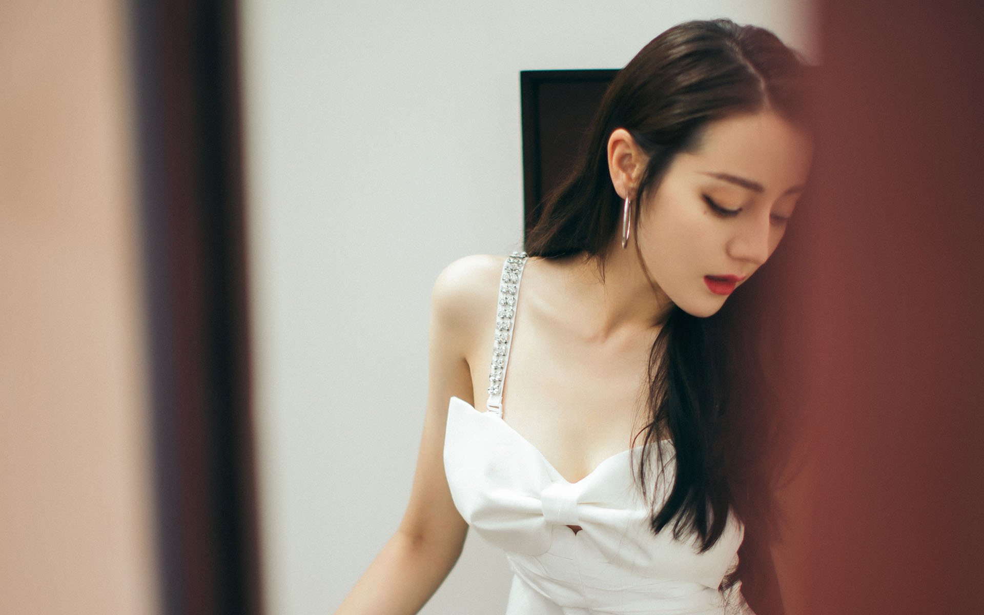 国足今日集训备战亚洲区世预赛，国足世预赛训练直播