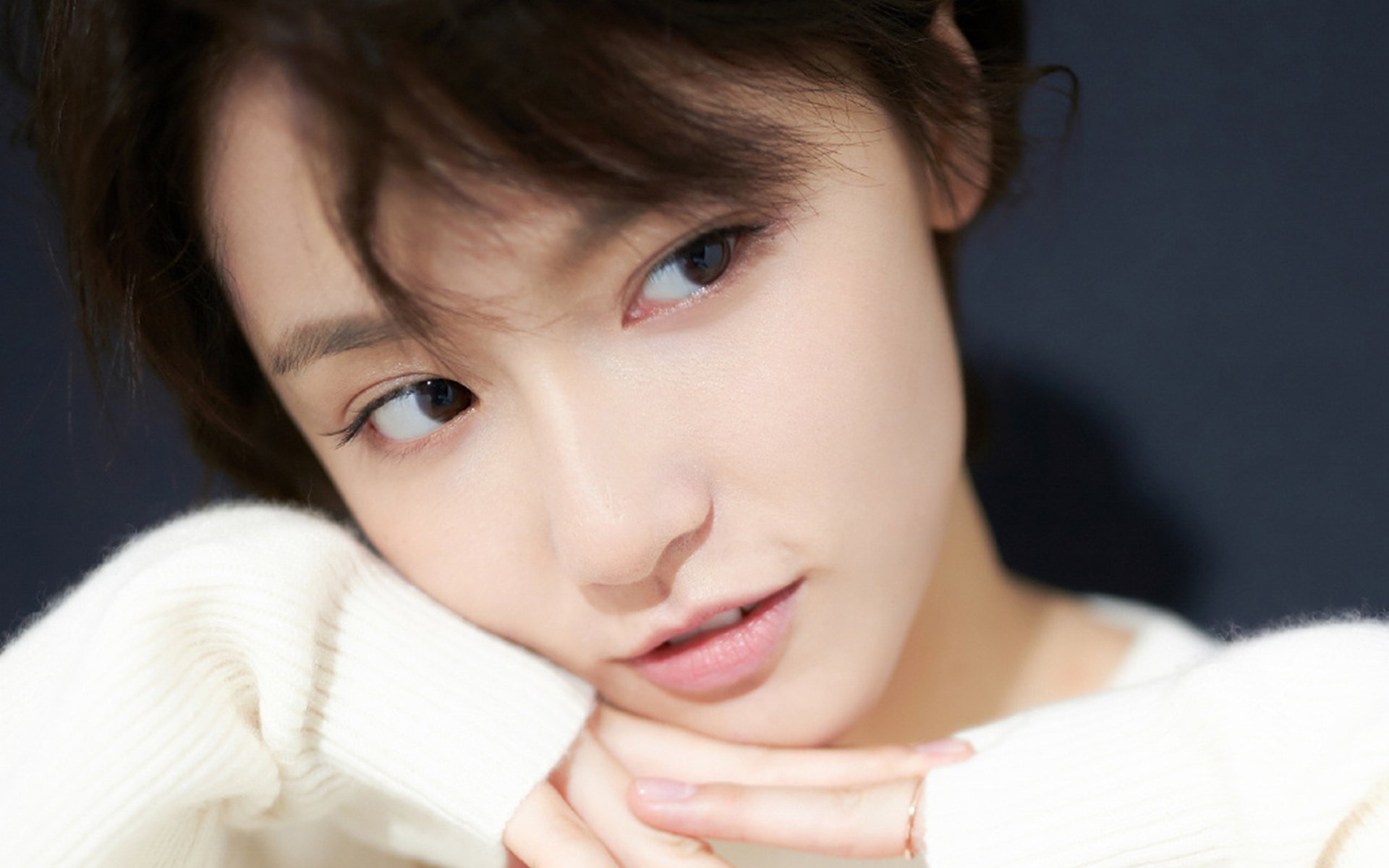 IM体育平台-田径专项训练场引入智能环境控制设备，田径场设施