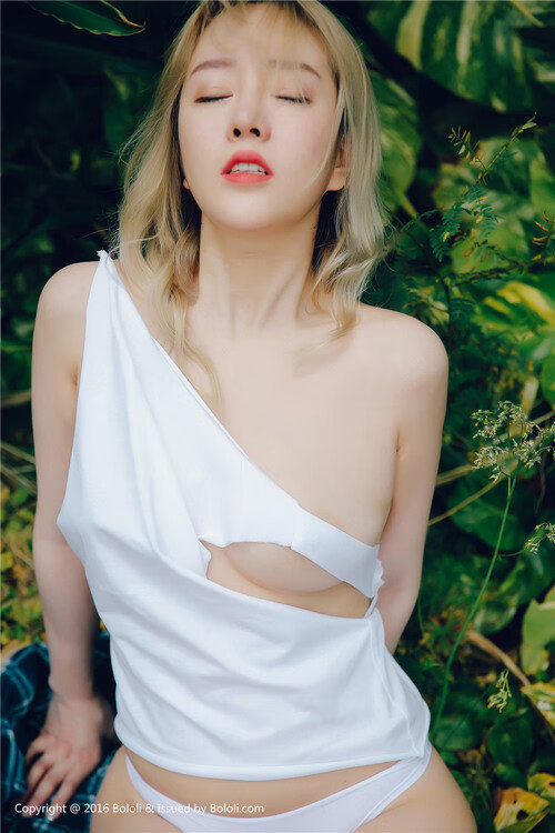 IM体育平台-全黑队的传球技术与精准度让对手防不胜防，全黑球衣什么意思