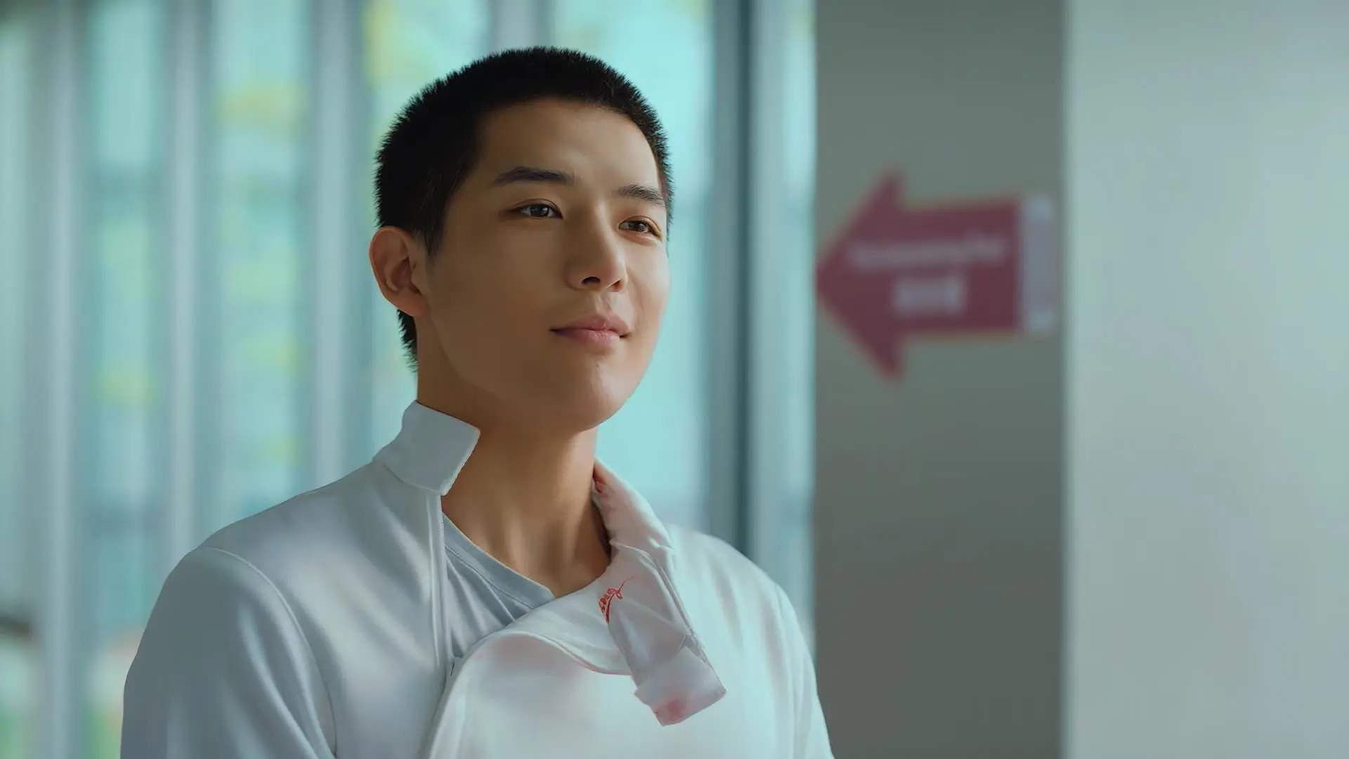 爵士三分球命中数创新高赢得掌声,爵士投三分的中锋